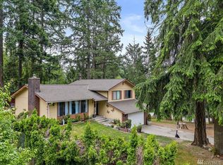 20 NE Fir Ln, Belfair, WA 98528