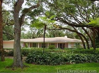 825 Sandfly Ln, Vero Beach, FL 32963