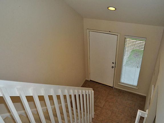 2nd image of 728 Country Place Dr