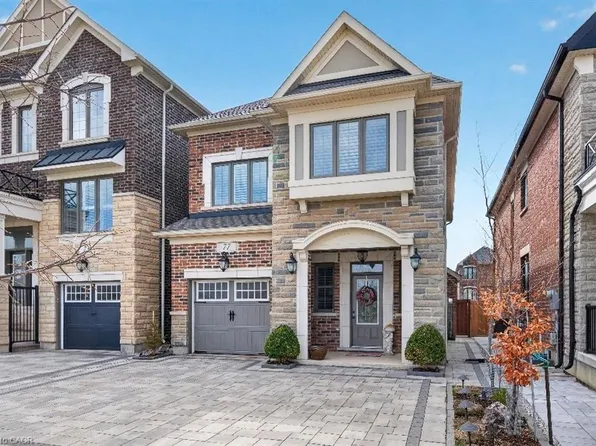 77 McMichael Ave, Vaughan, ON L4H 4T2