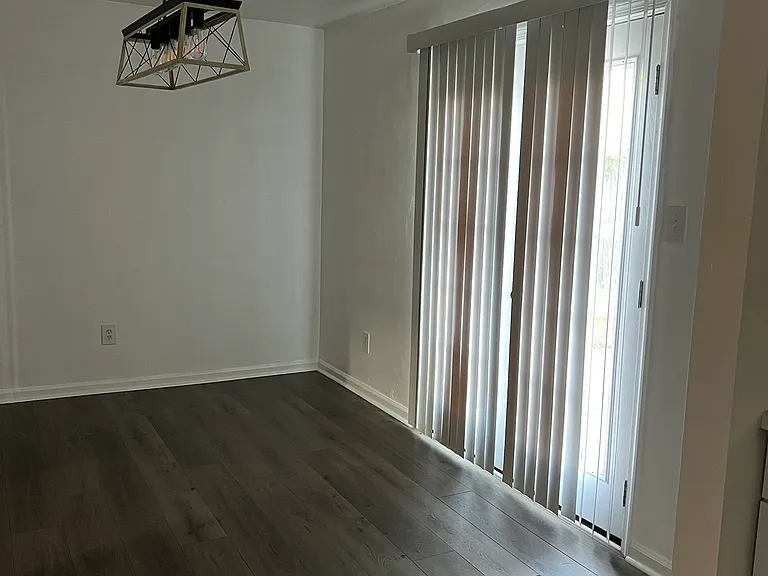3849 Sunstream Pkwy — Photo 12
