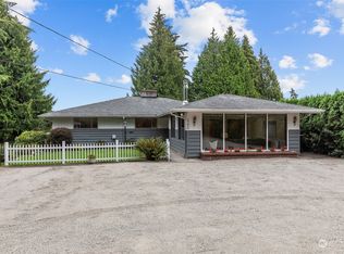 25626 Lake Fenwick Rd, Kent, WA 98032