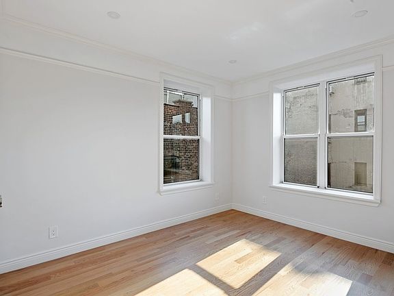 5th image of 624 W 207th St APT 44