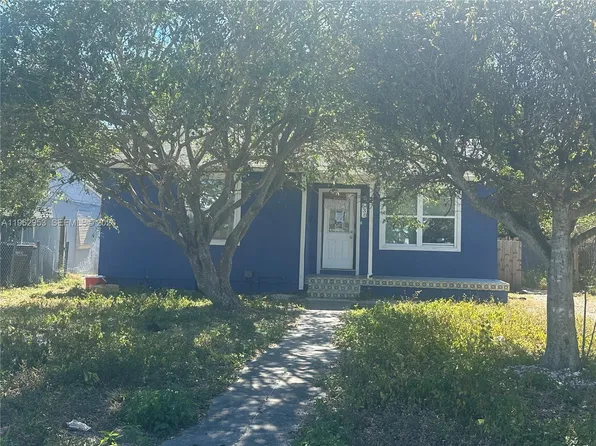 630 49th St, West Palm Beach, FL 33407