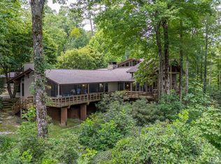 466 Wade Rd, Cashiers, NC 28717