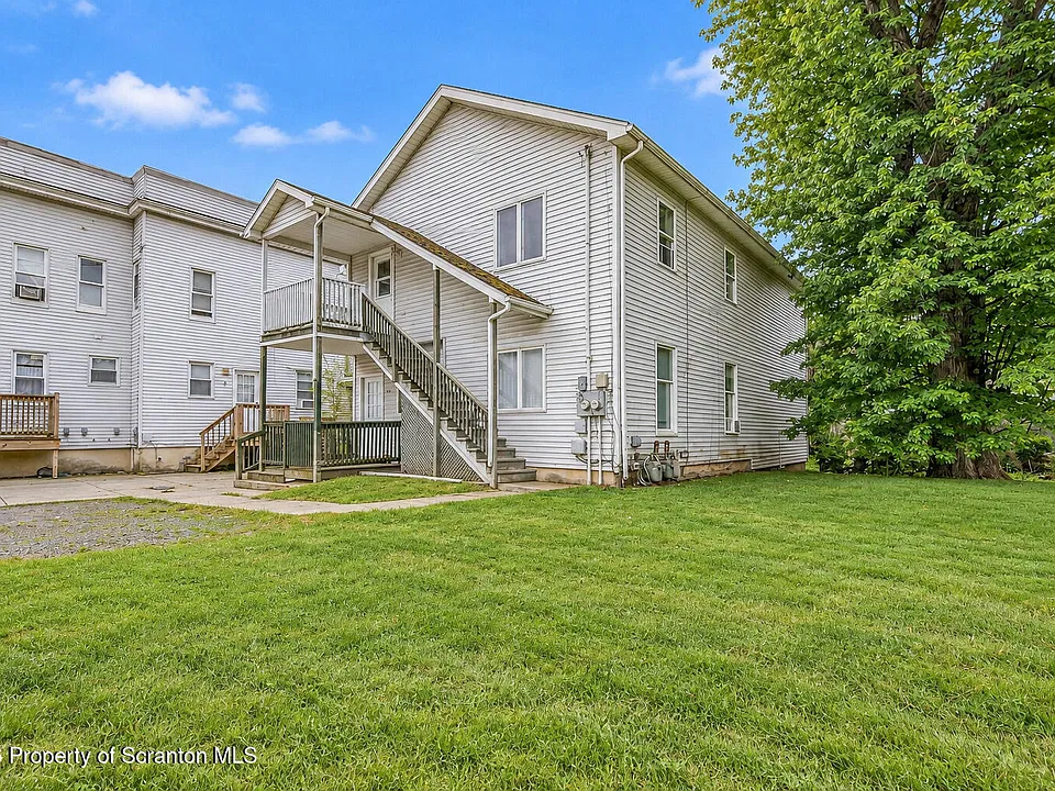 108 E Market St #2