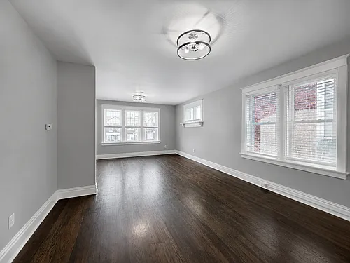 6535 Clayton Ave — Photo 2