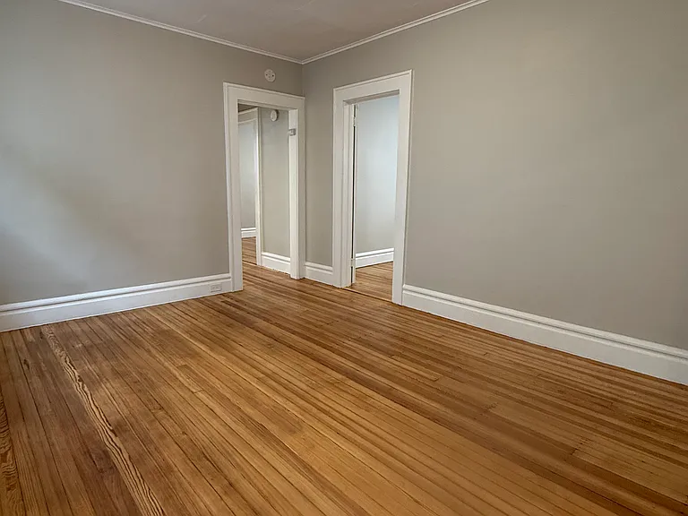 35 Mountainview St #2 — Photo 1