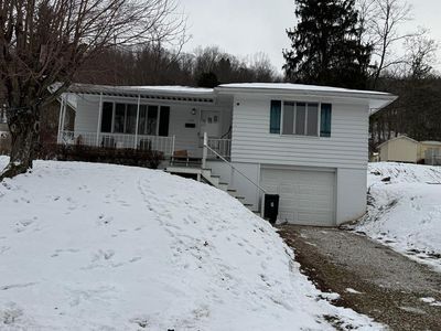 330 N 7th Avenue, Paden City, WV, 26159