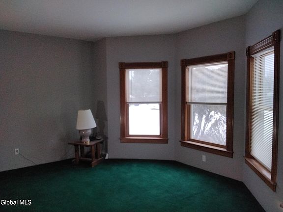 3rd image of 25 Ridge Drive