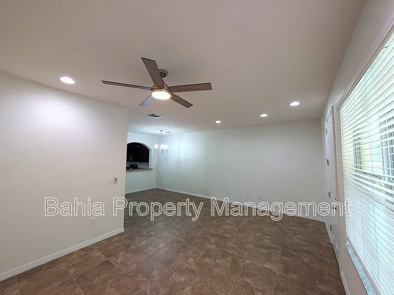 14161 Stowbridge Ave — Photo 5