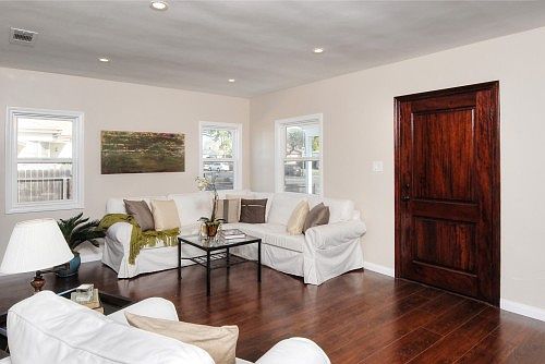 4th image of 2487 Colby Ave
