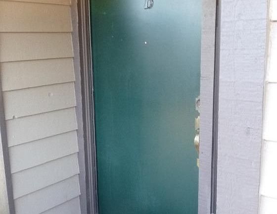 3rd image of 3039 Estepa Dr #6B