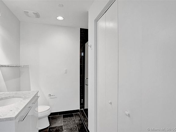4th image of 900 Biscayne Blvd APT 1905