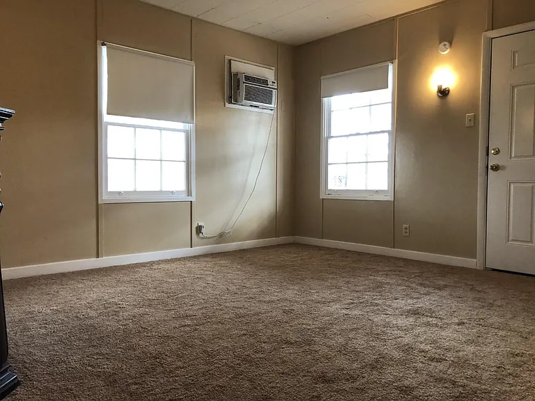 10 Idaho Way — Photo 2