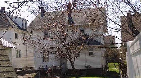 4th image of 976 Brice Ave