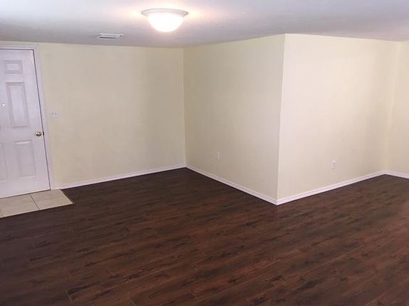 3rd image of 3807 N Peniel Ave