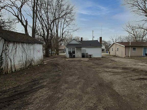 2nd image of 1328 Stubbins St