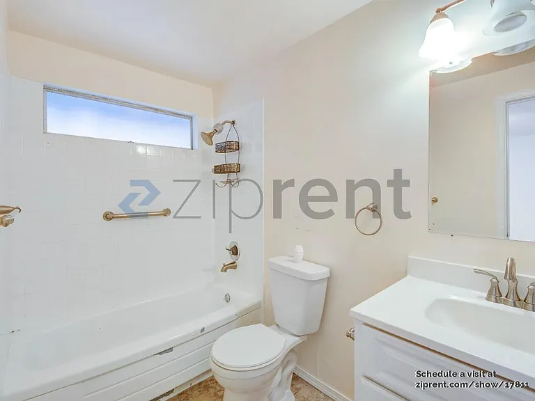 17815 8th Ave NE — Photo 14