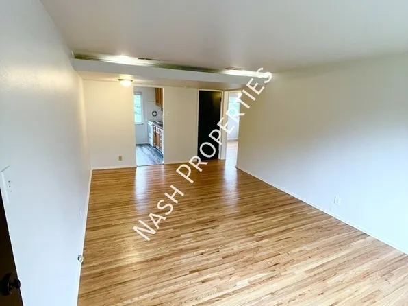 4334 McAdoo Ct APT D, Saint Louis, MO 63125