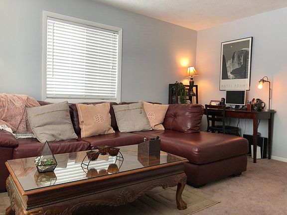 4th image of 406 W 26th St #1