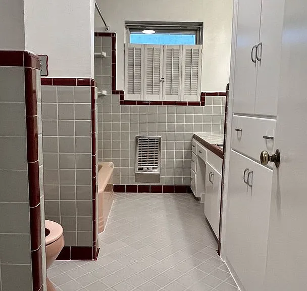 1404 Melrose Dr — Photo 10
