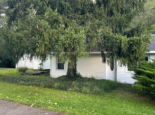 6590 Brockhurst Blvd, West Bloomfield, MI