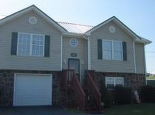 961 Beaver Creek Rd, Bluff City, TN 37618