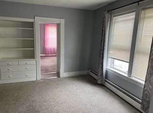 42 W Broadway, Derry, NH 03038
