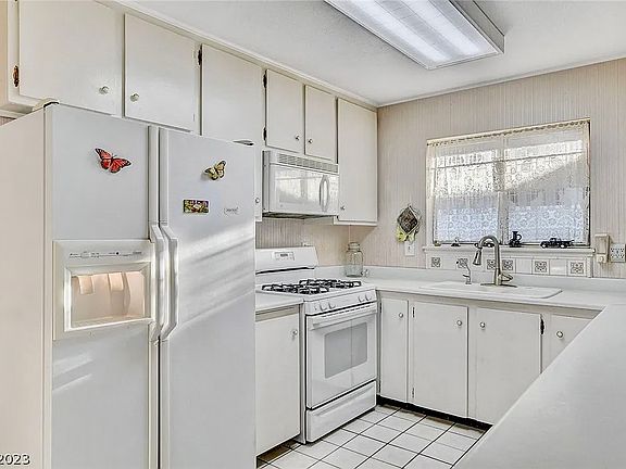 3rd image of 3906 Brighthill Ave