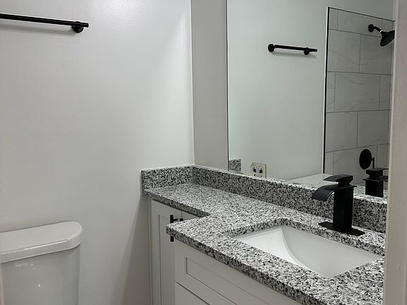 4th image of 6339 Holcomb Way #D