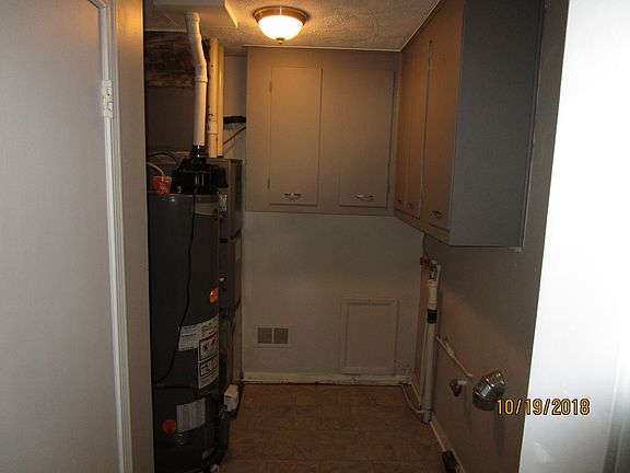 2nd image of 2710 Vermont Ave