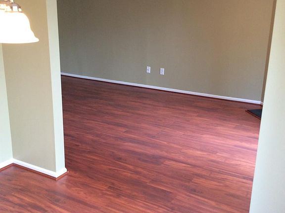 3rd image of 46 Saffron Dr