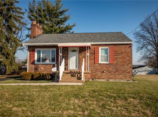 1003 Haig St, Sharon, PA 16146