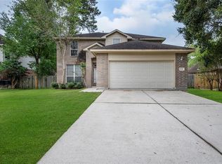 11919 Cottonwood Ln, Cypress, TX 77429