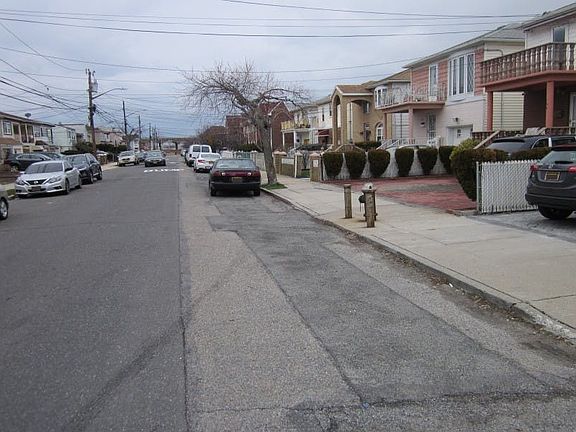 5th image of 126 Beach 61st St