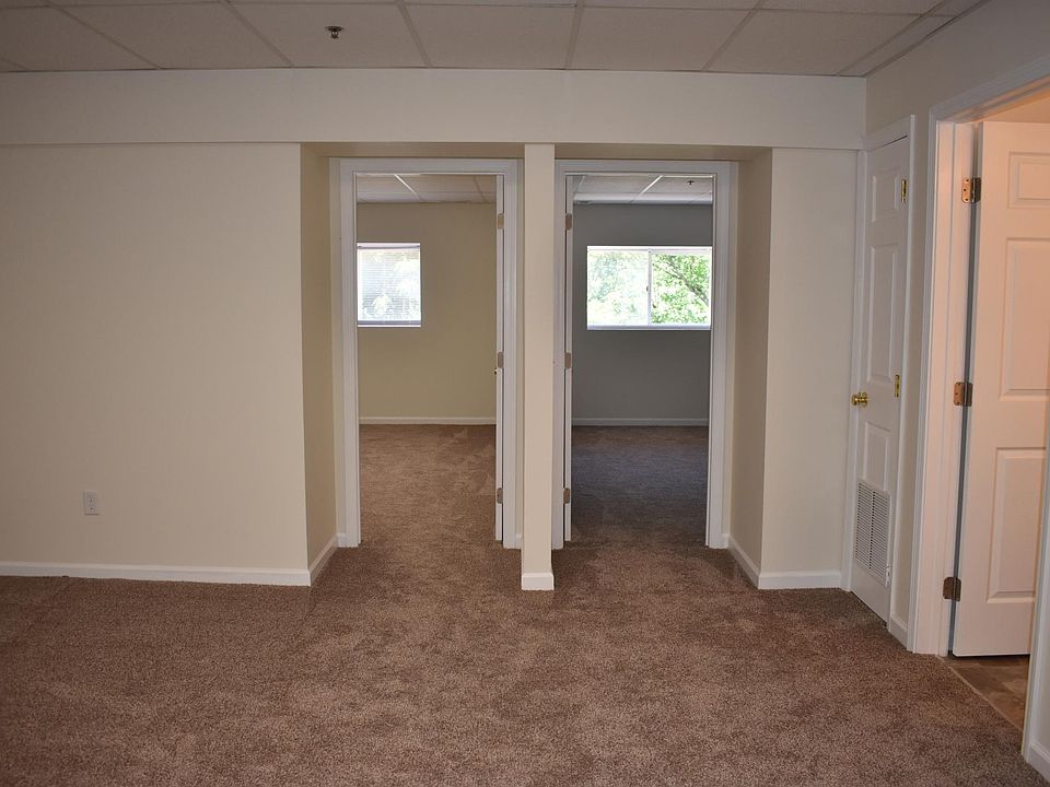 1st image of 75 Wall St APT 2
