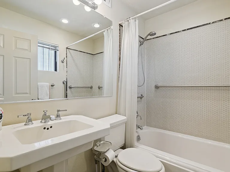 11103 W Caron Ct — Photo 18