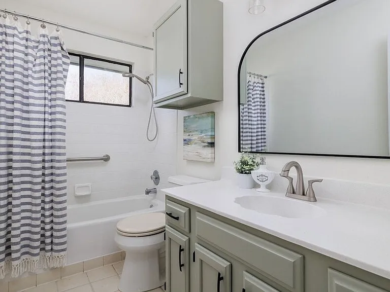 1805 White Oak Cv — Photo 18