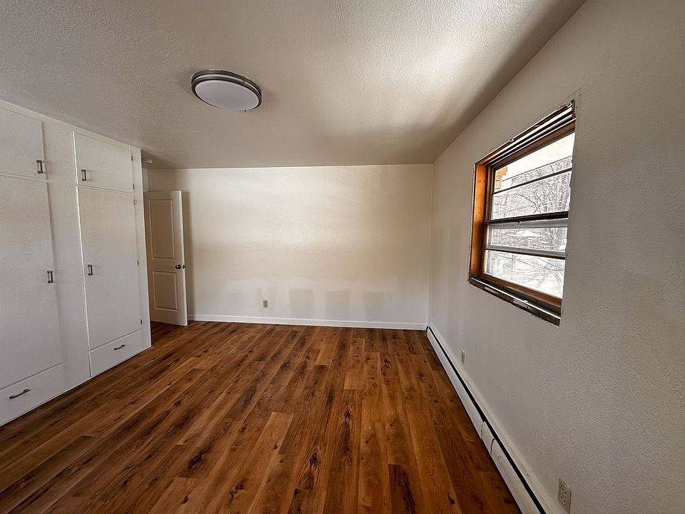 1st image of 2321 Blake Ave #3