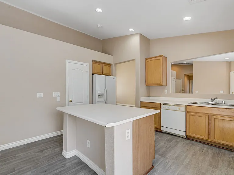 527 Braided River Ave — Photo 19