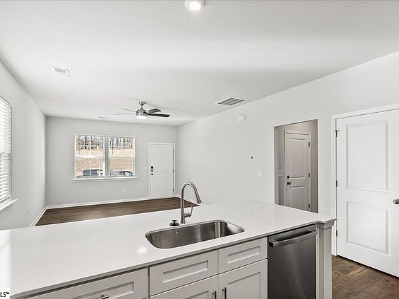 3rd image of 507 Serena Trl