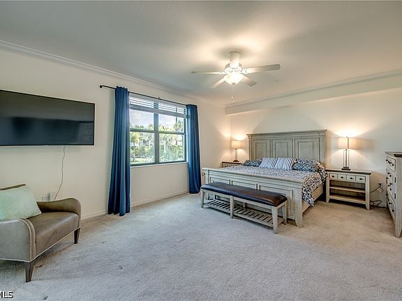 5th image of 12048 Hawthorn Lake Dr #101