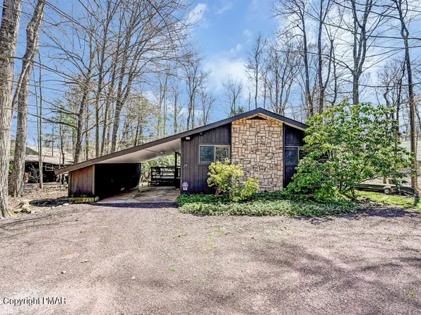 1562 Beech Spring Dr, Spring Dr, PA 18350