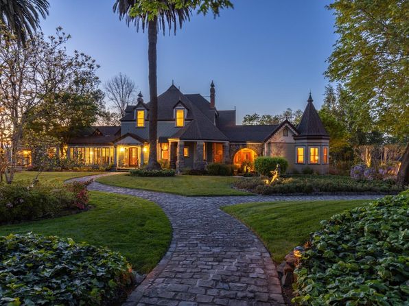 2875 Woolsey Road - 5bd/4ba, 4,747 sqft - in Windsor, CA