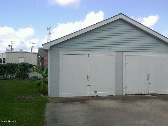 3rd image of 322 E North St