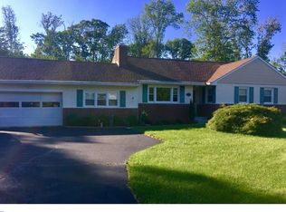 84 Mountain View Rd, Ewing, NJ 08628