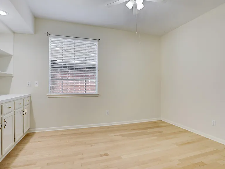 14019 Lake Trail Dr — Photo 10