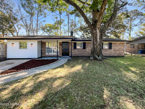 4107 SHARBETH Drive E, Jacksonville, FL 32210