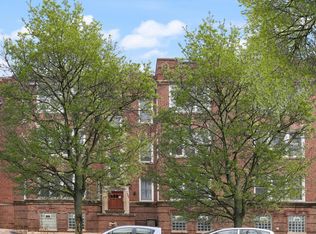 1408 W Argyle St APT 2E, Chicago, IL 60640